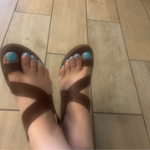 Sandals - Picture 3 of 6